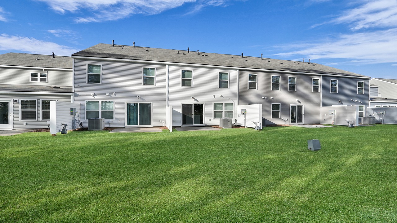 New townhomes in Cane Bay