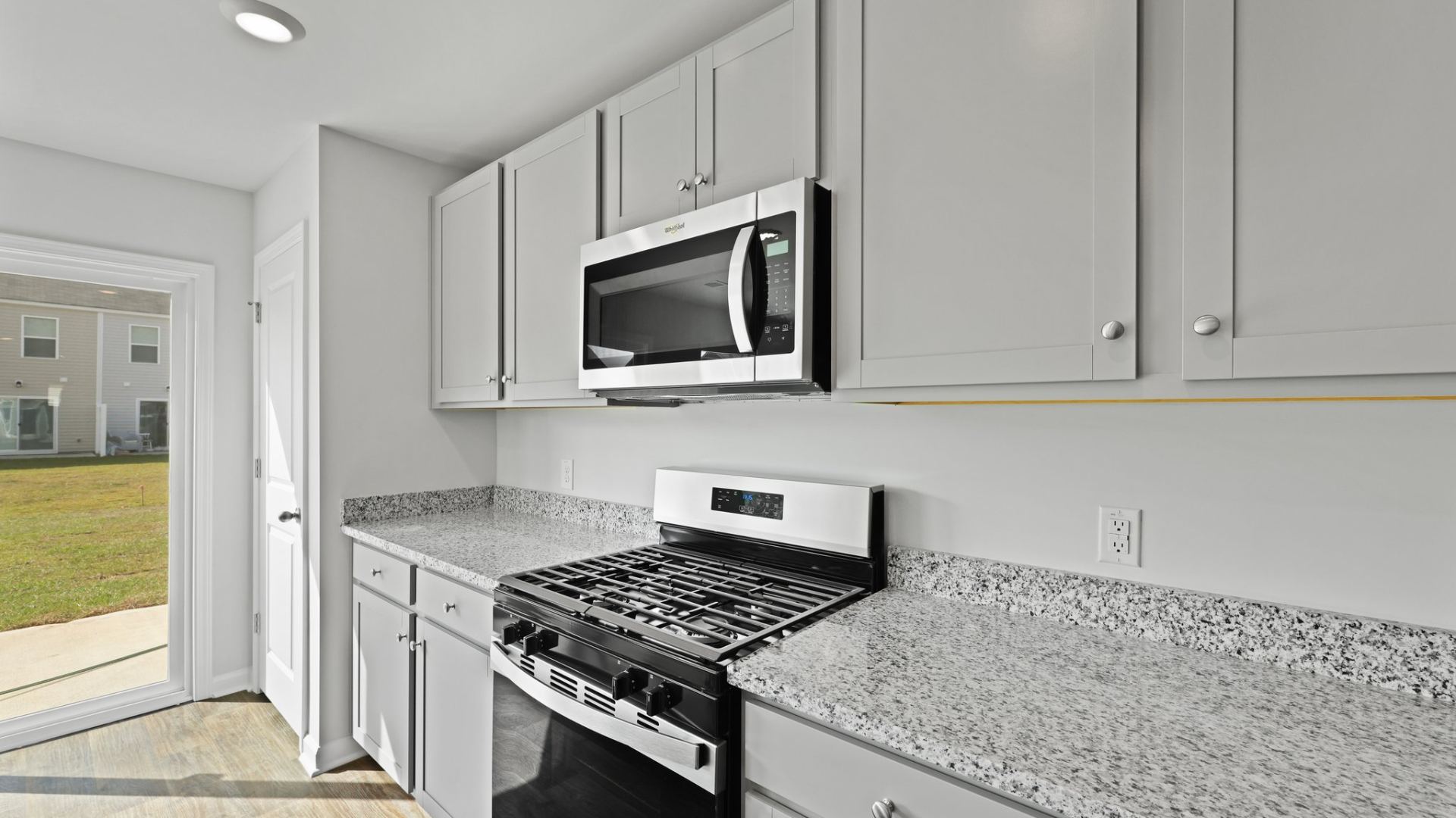 New construction homes in Summerville South Carolina, New homes near Charleston, New Townhomes in Pine Hills.