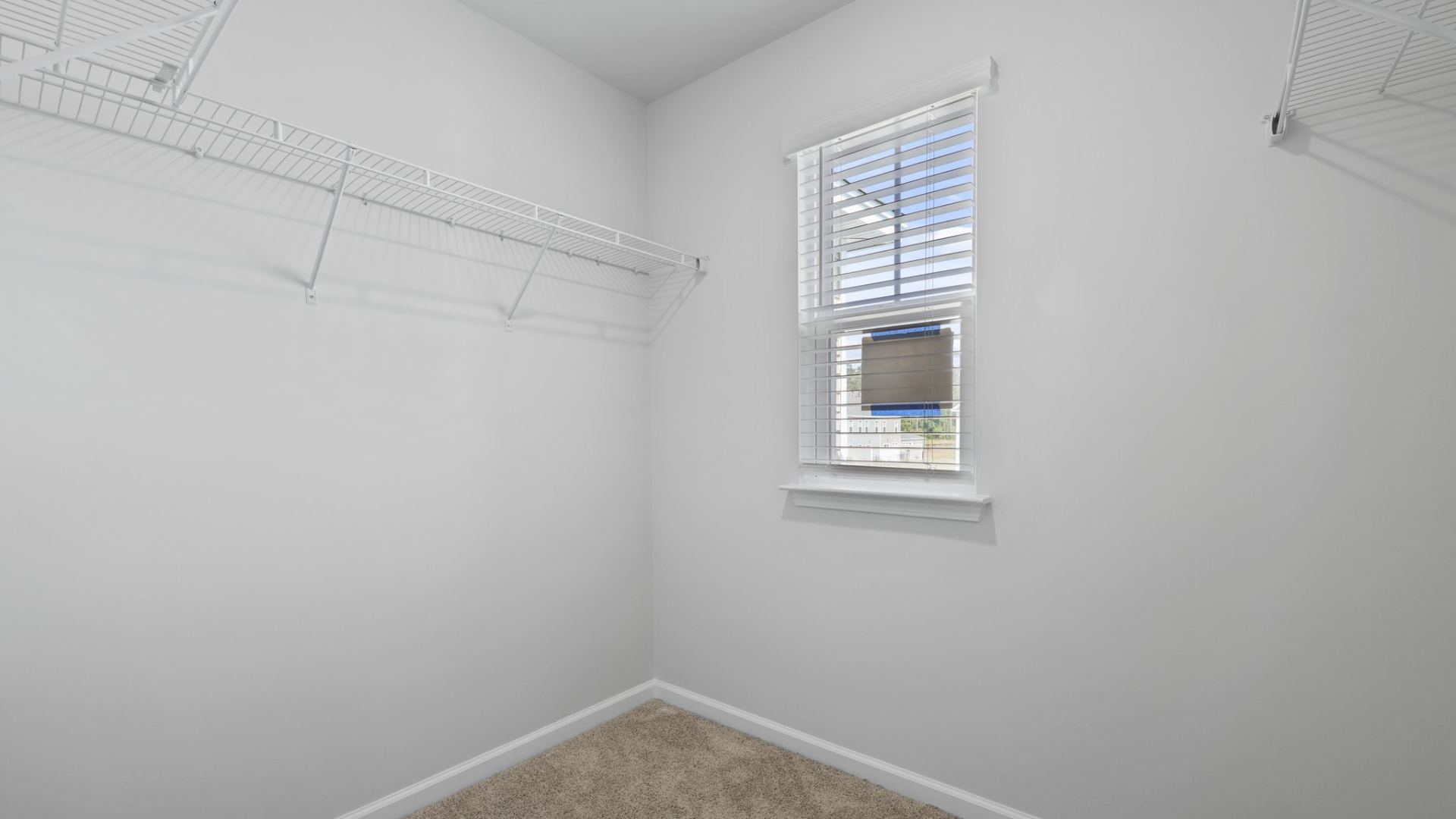 New construction homes in Summerville South Carolina, New homes near Charleston, New Townhomes in Pine Hills.