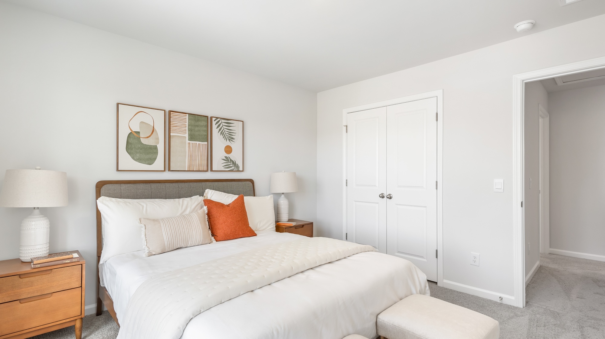 Second story guest bedrom