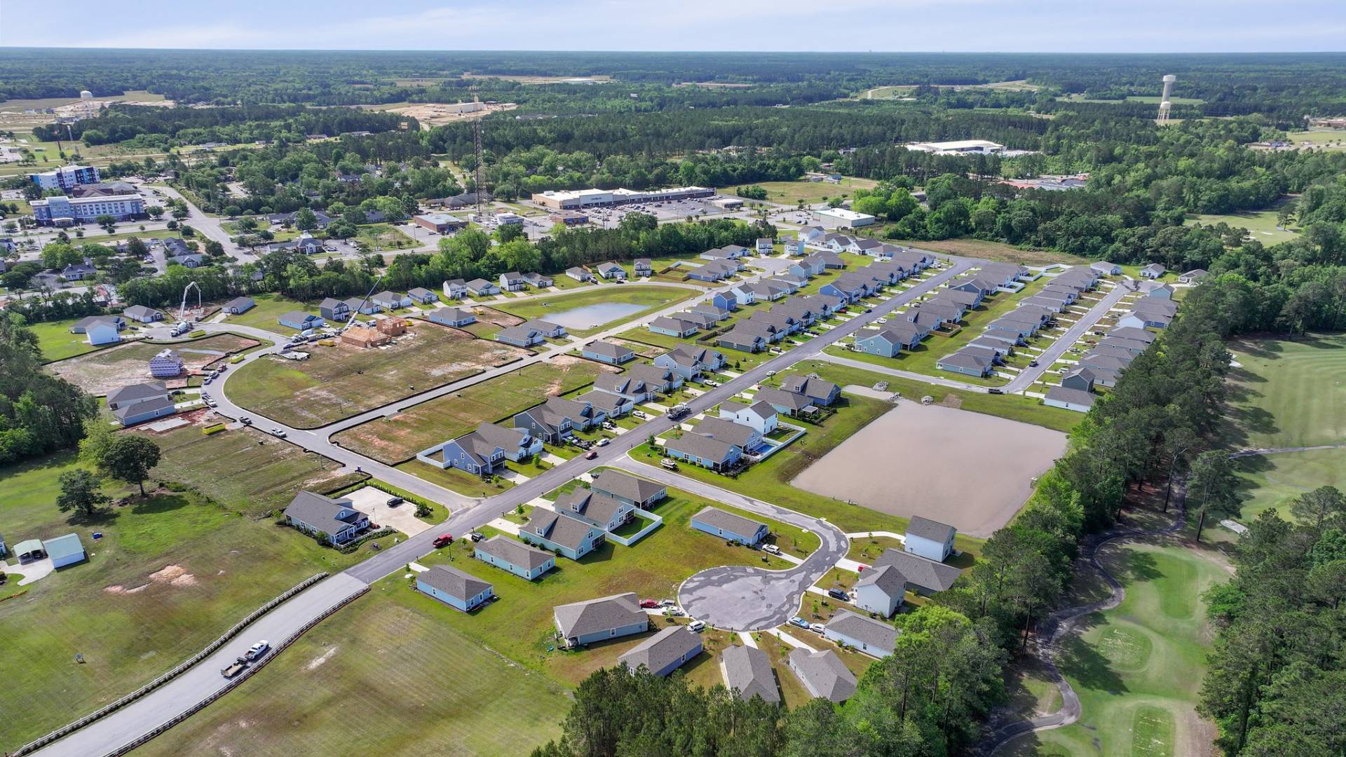 Large community near Santee golf course