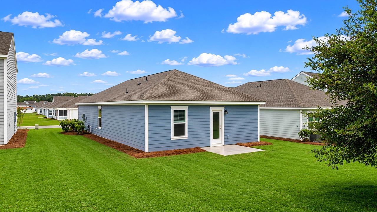 Single story Santee home