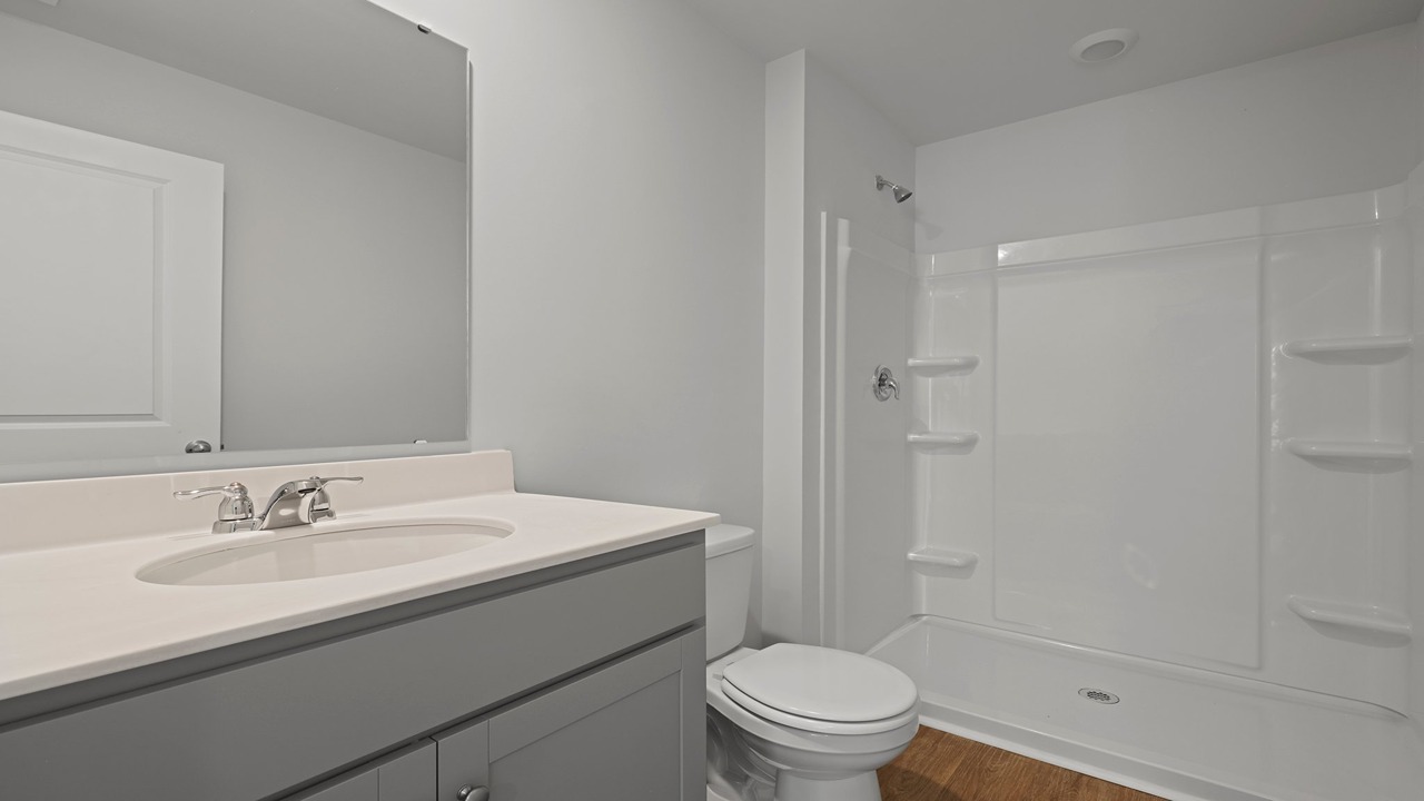 Primary bathroom with walk in showerr