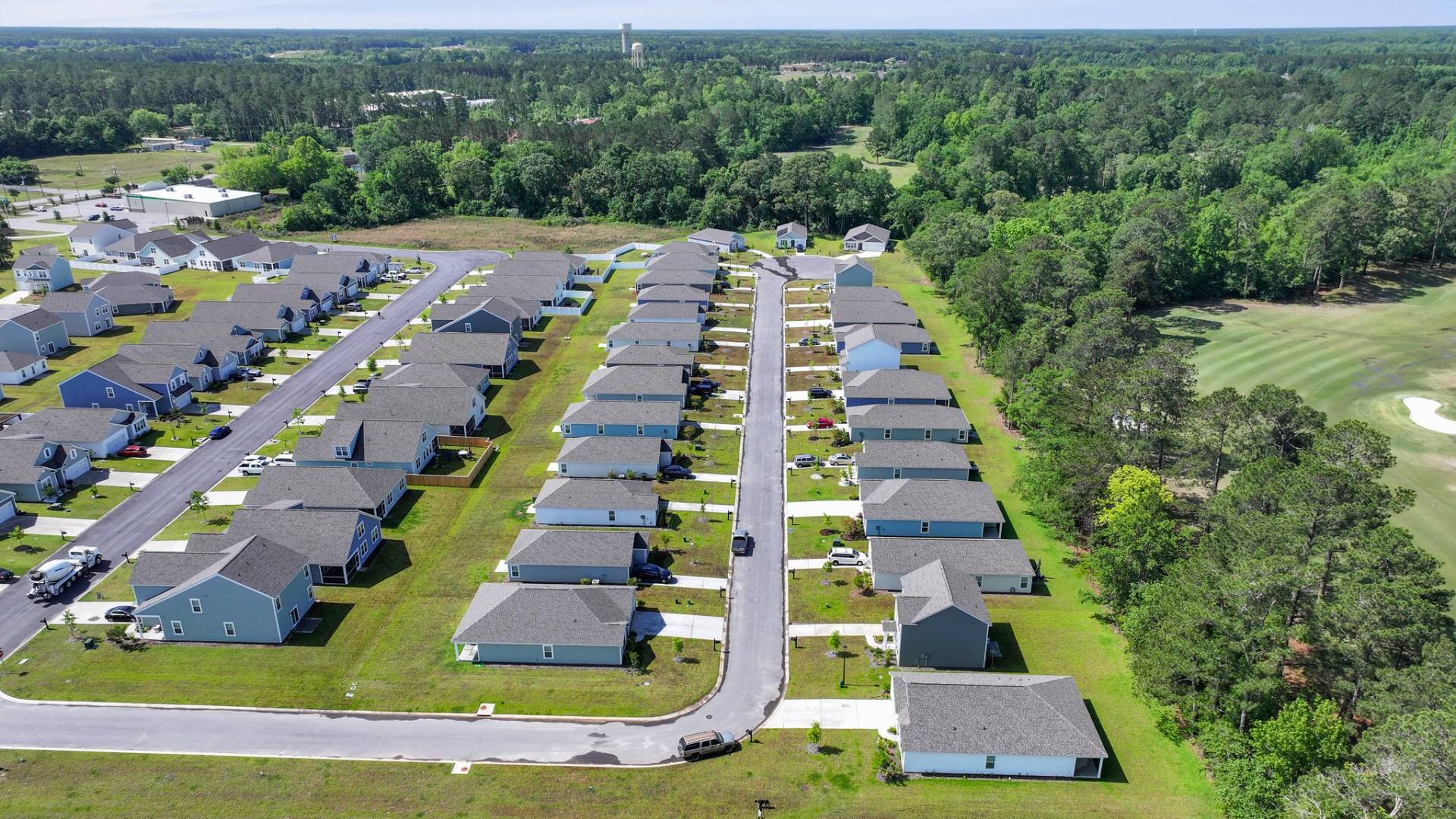 Homes near Santee golf course