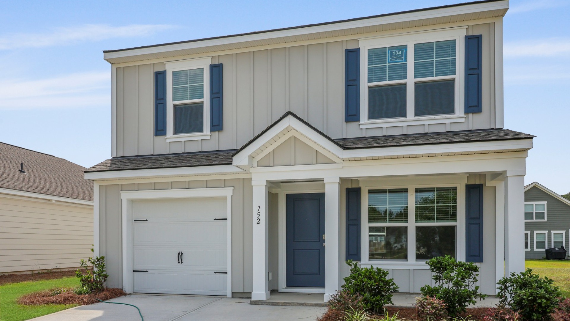 The Brandon in Center Point features 3 bedrooms and 2.5 bathrooms.