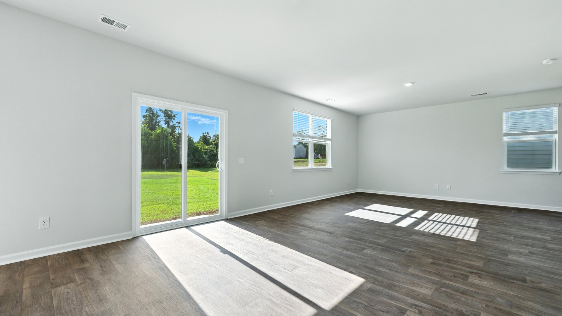 New two story home in Holly Hill, New home sin Holly Hill, New homes in Charleston South Carolina