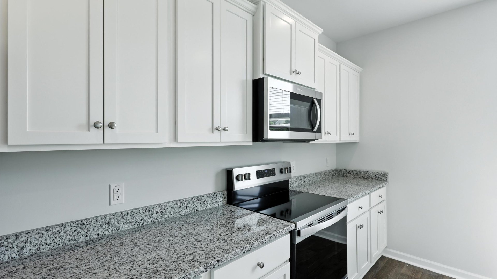 New two story home in Holly Hill, New home sin Holly Hill, New homes in Charleston South Carolina