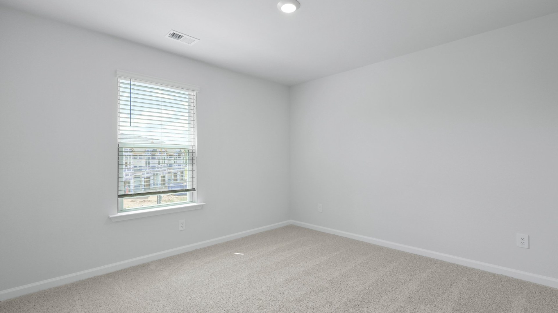 Large guest bedroom