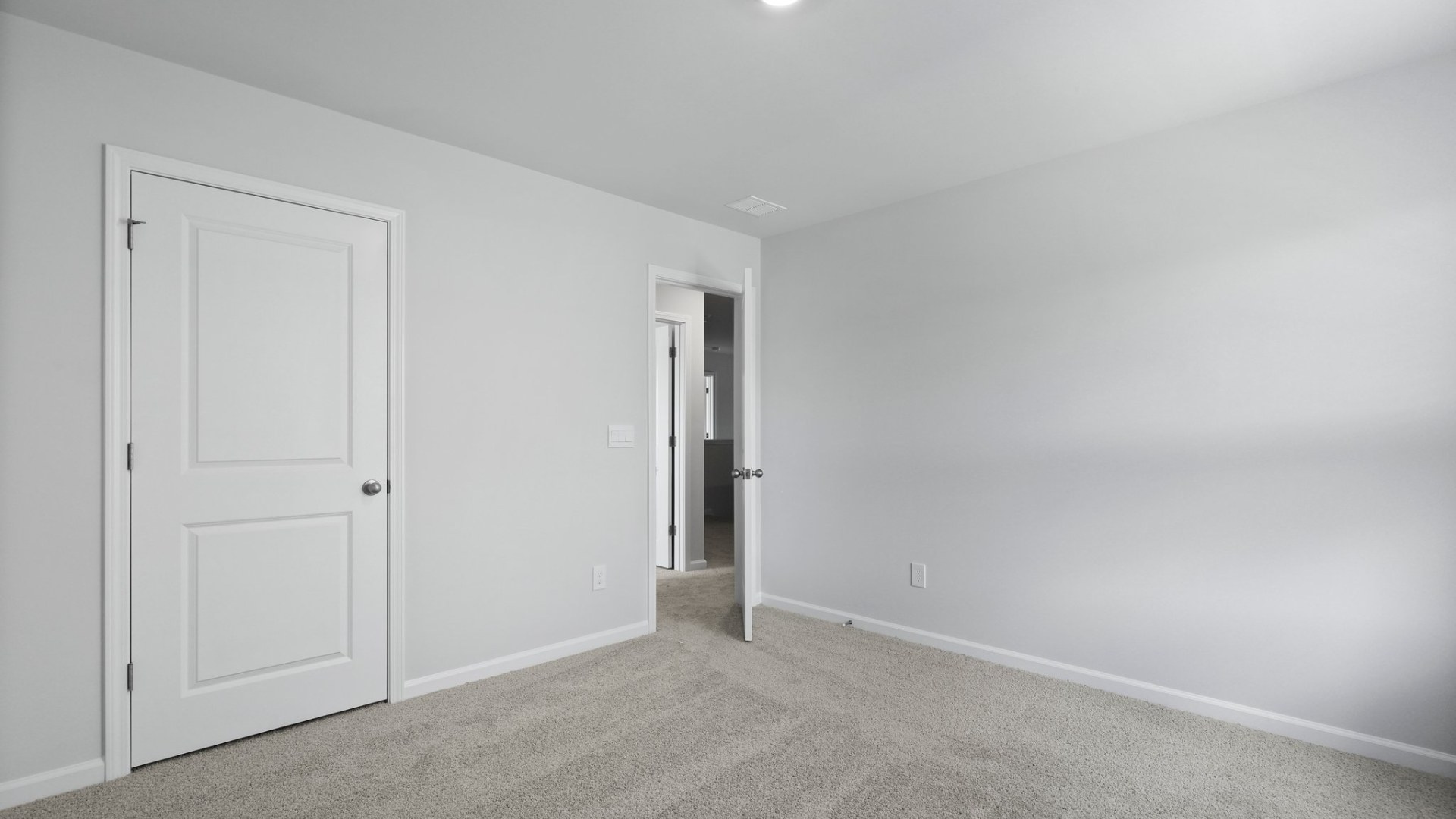Versatile flex room