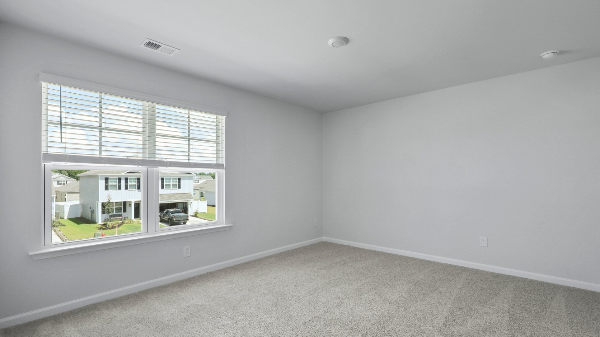 Guest bedroom