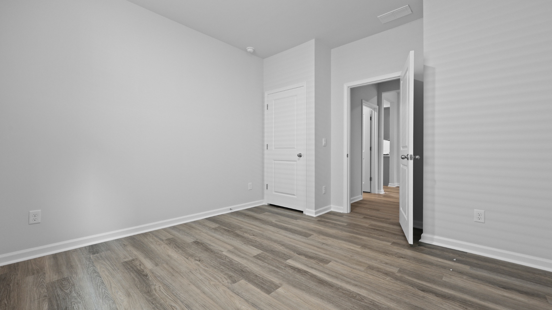 Guest room or office