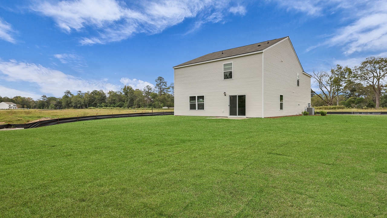 1052 Mulligan Drive, Manning, South Carolina 29102