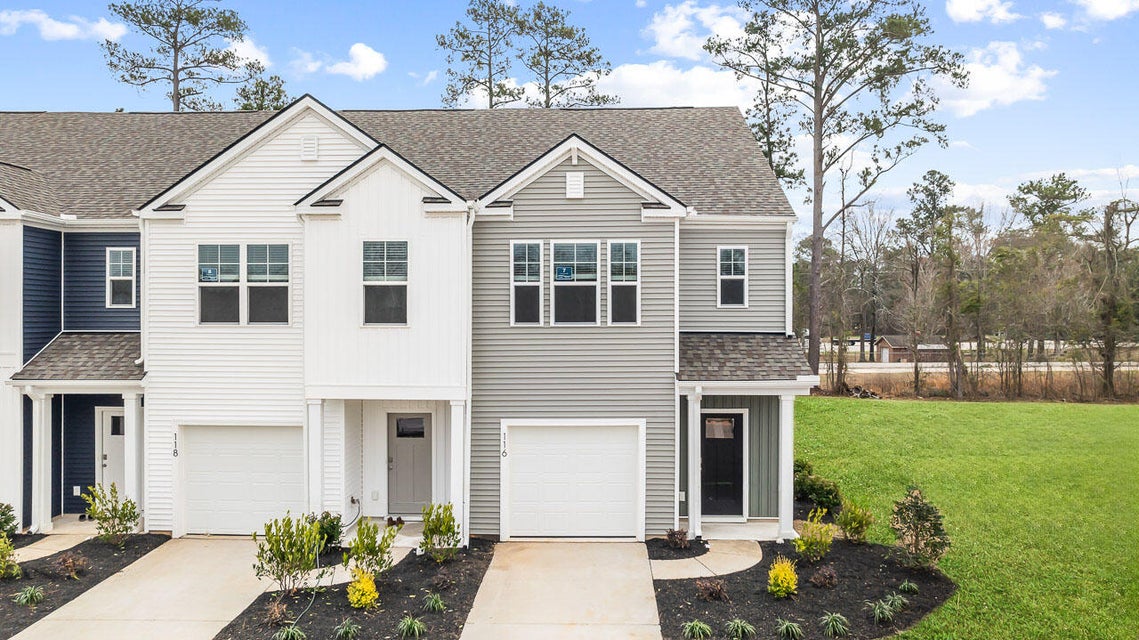 116 Cypress Hollow Way exterior