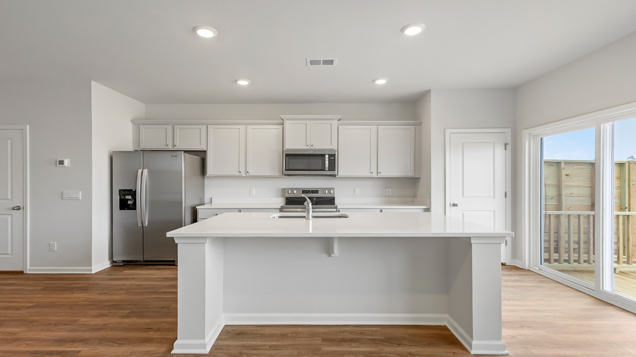 Modern kitchens with quartz countertops