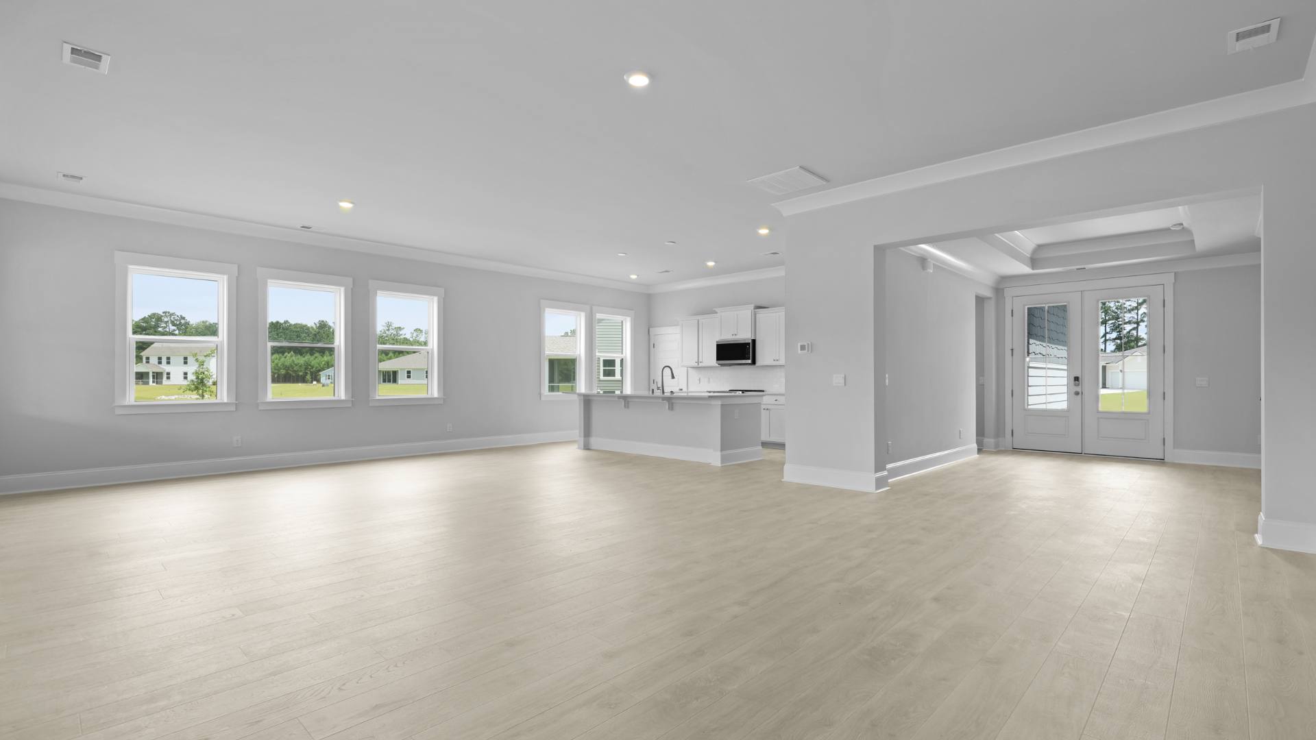 Bright floor plan with ample natural light