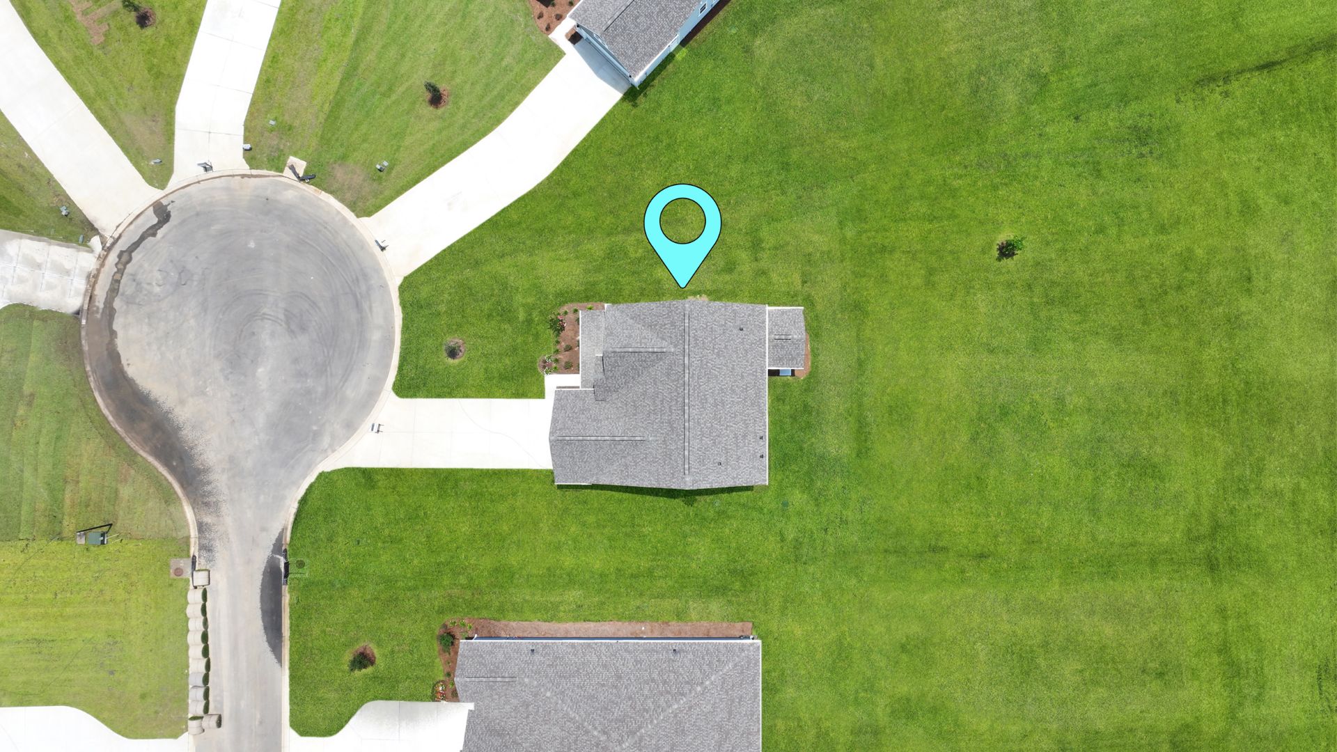 The Forrester in Berkeley Bay located in Ridgeville, South Carolina is 4 bedrooms and has 3 bathrooms.