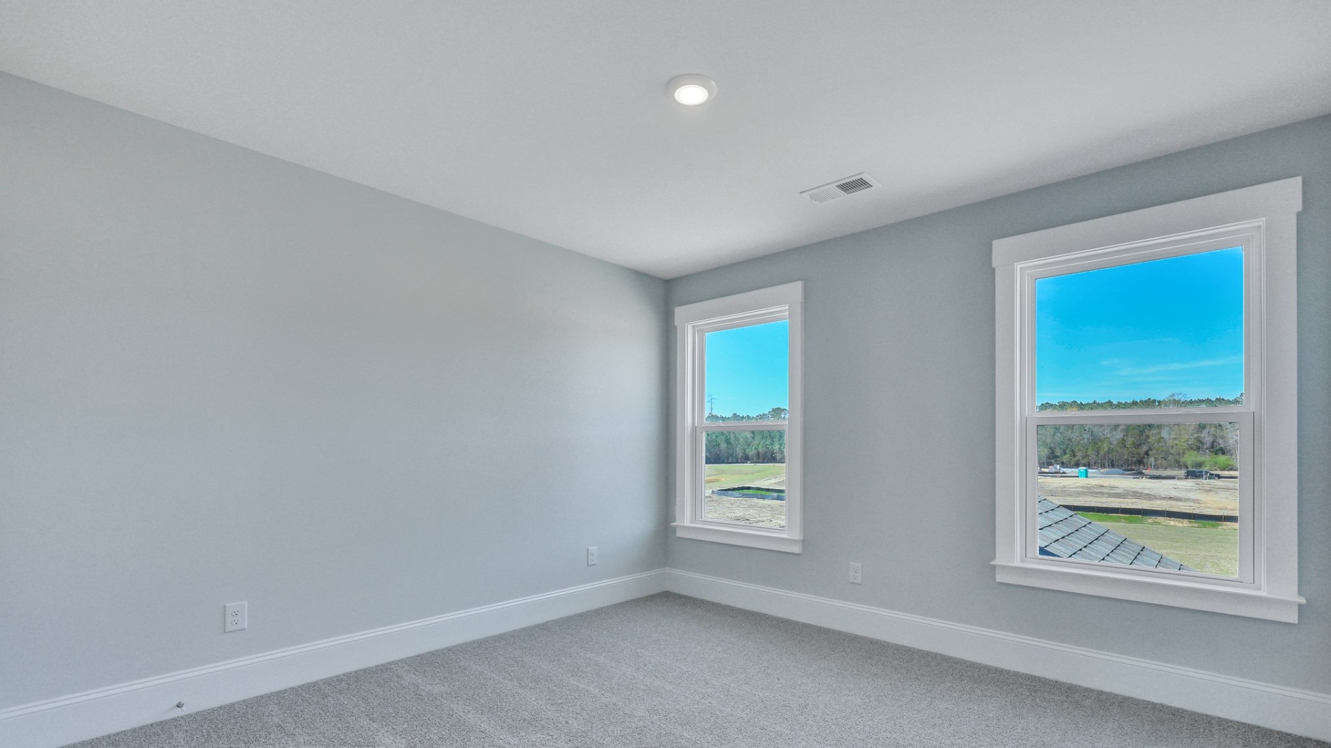 Home office or guest room depending on needs