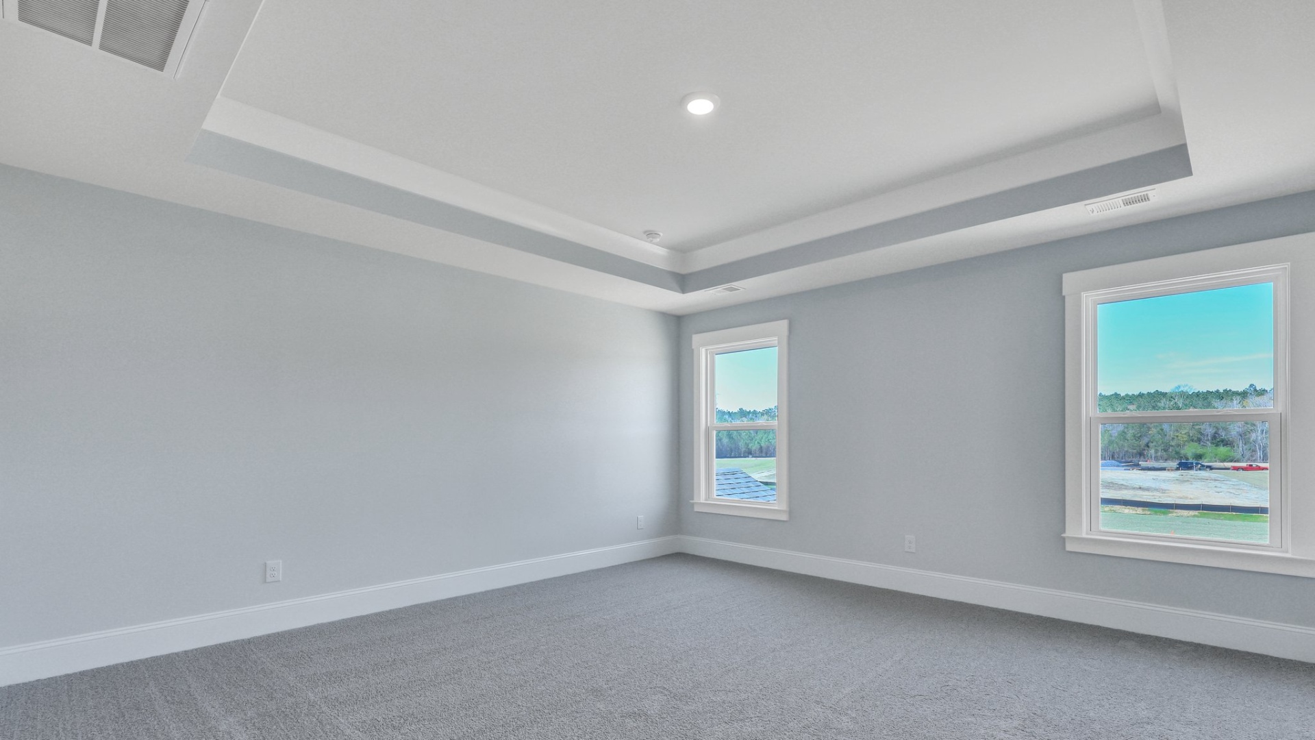 Guest bedroom