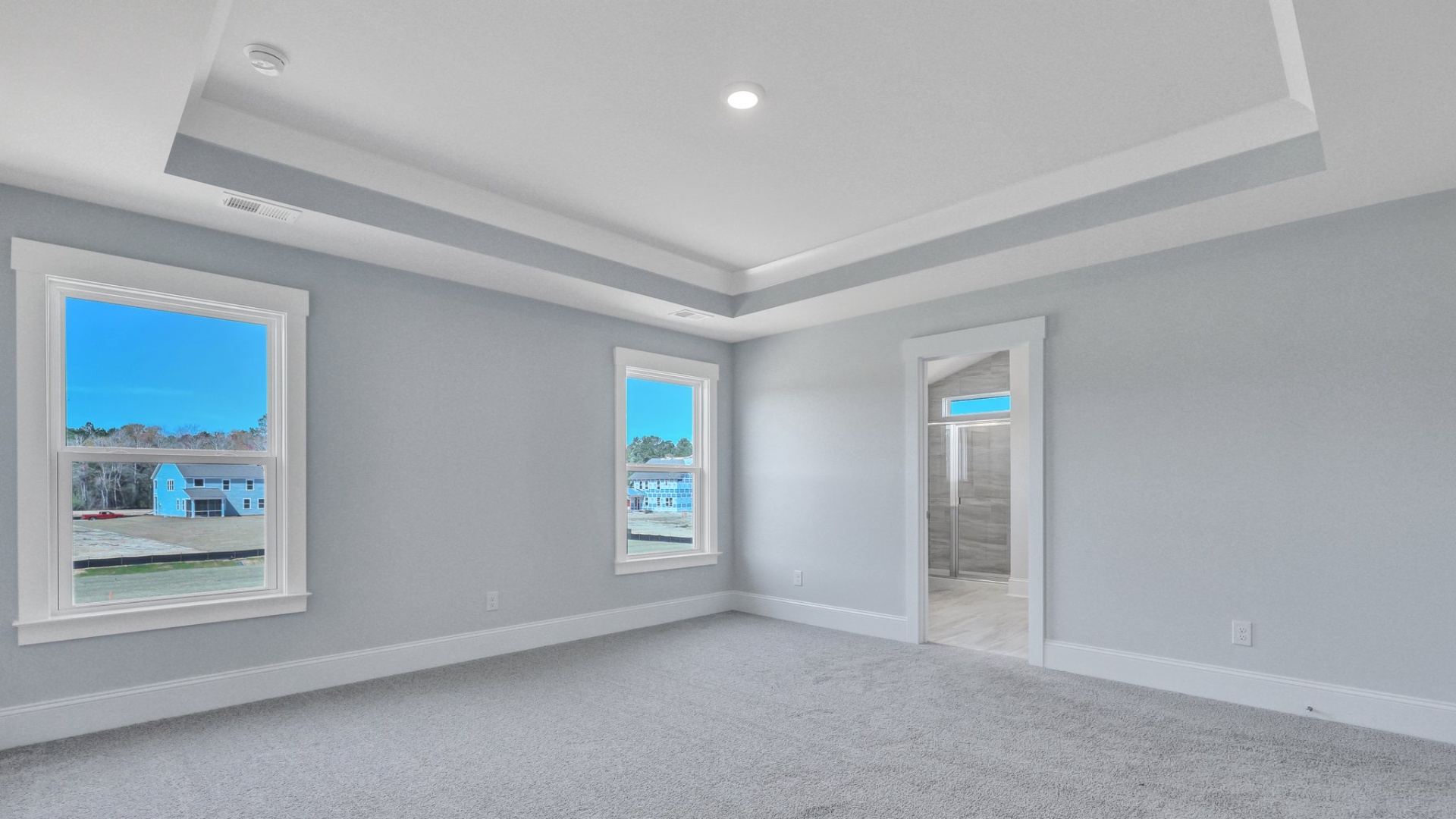Oversized primary bedroom