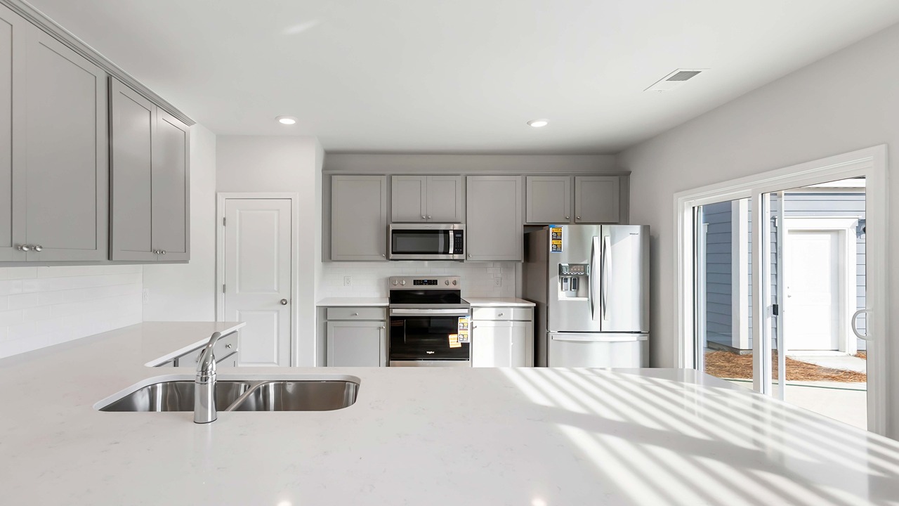 Kitchens with quartz