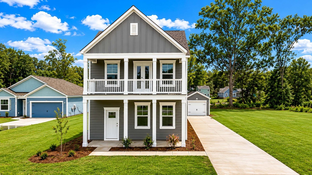 824 Castle Hill Dr exterior