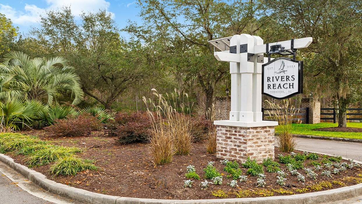 entryway to rivers reach