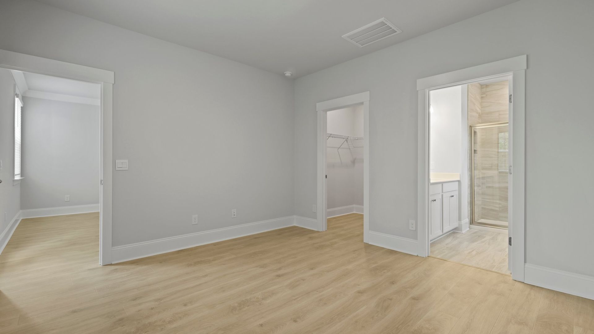spacious primary with ensuite