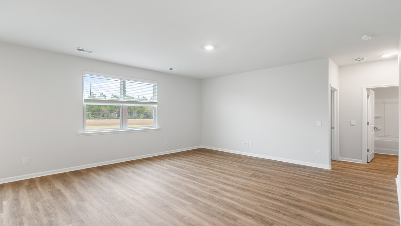 Spacious living room