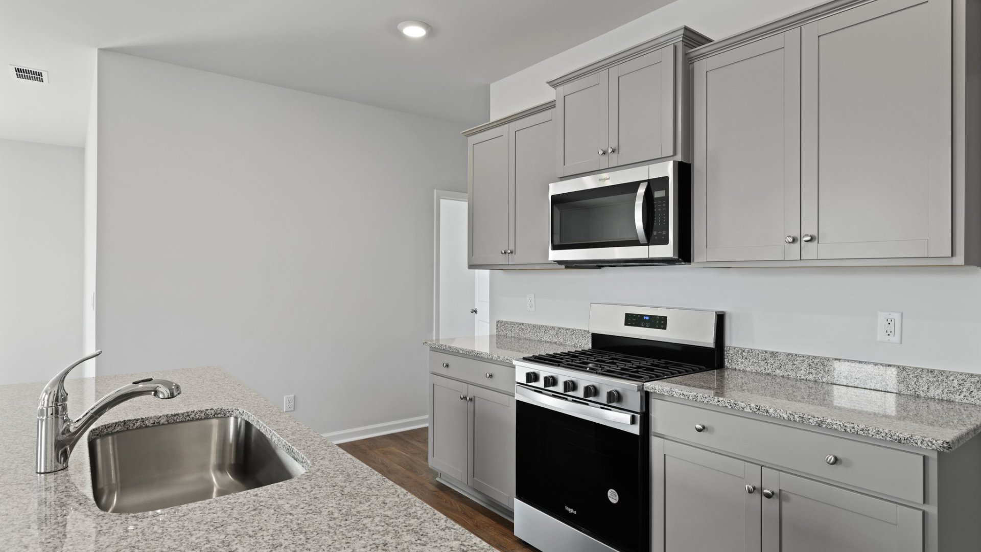 New homes in Carolina Groves, Customize your home in Moncks Corner