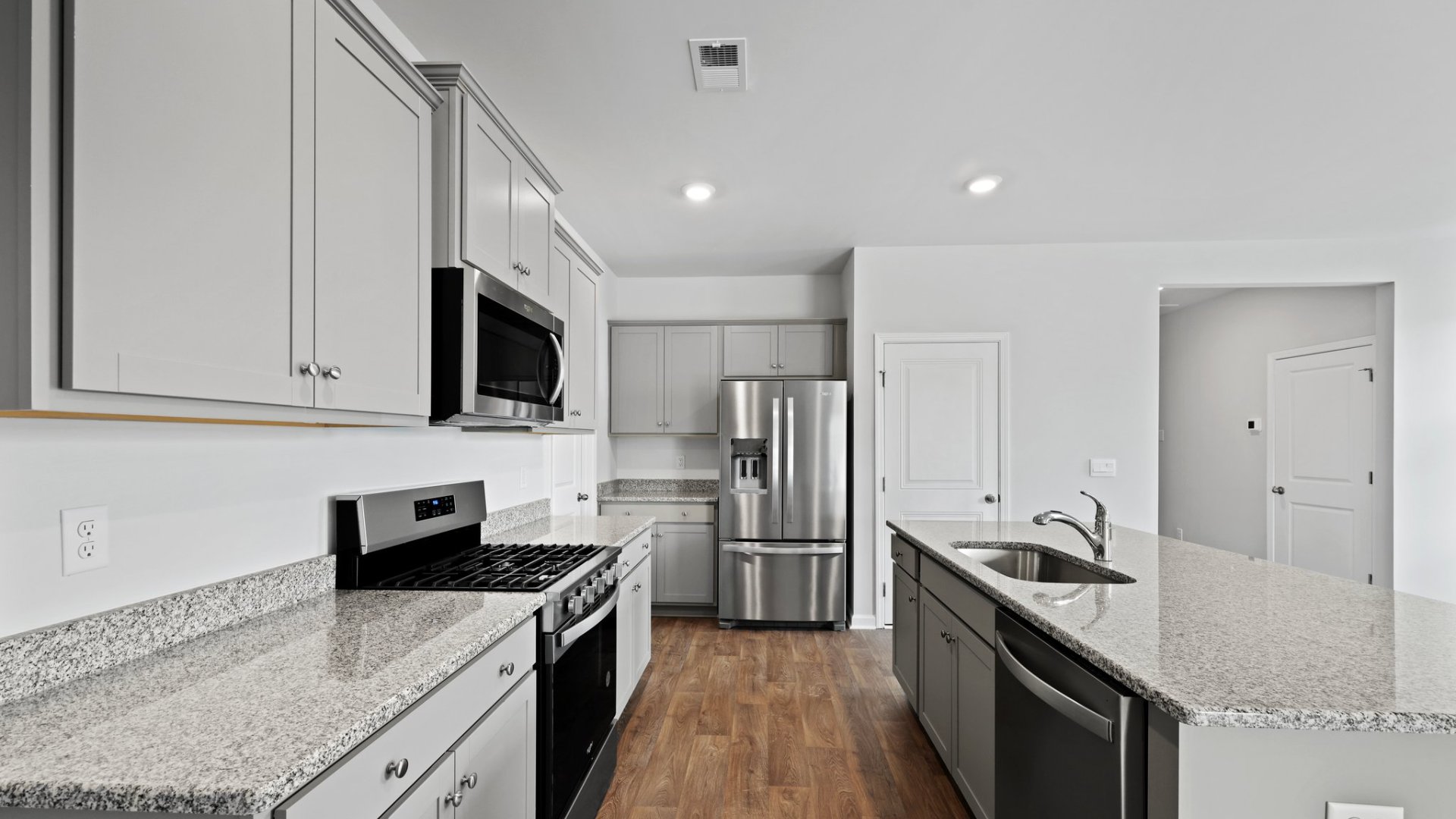 New homes in Carolina Groves, Customize your home in Moncks Corner