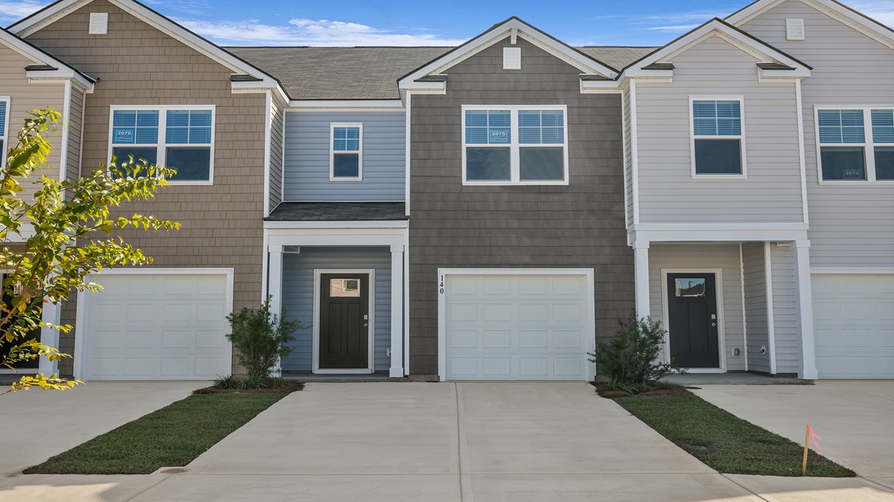 303 Bluebell Way exterior