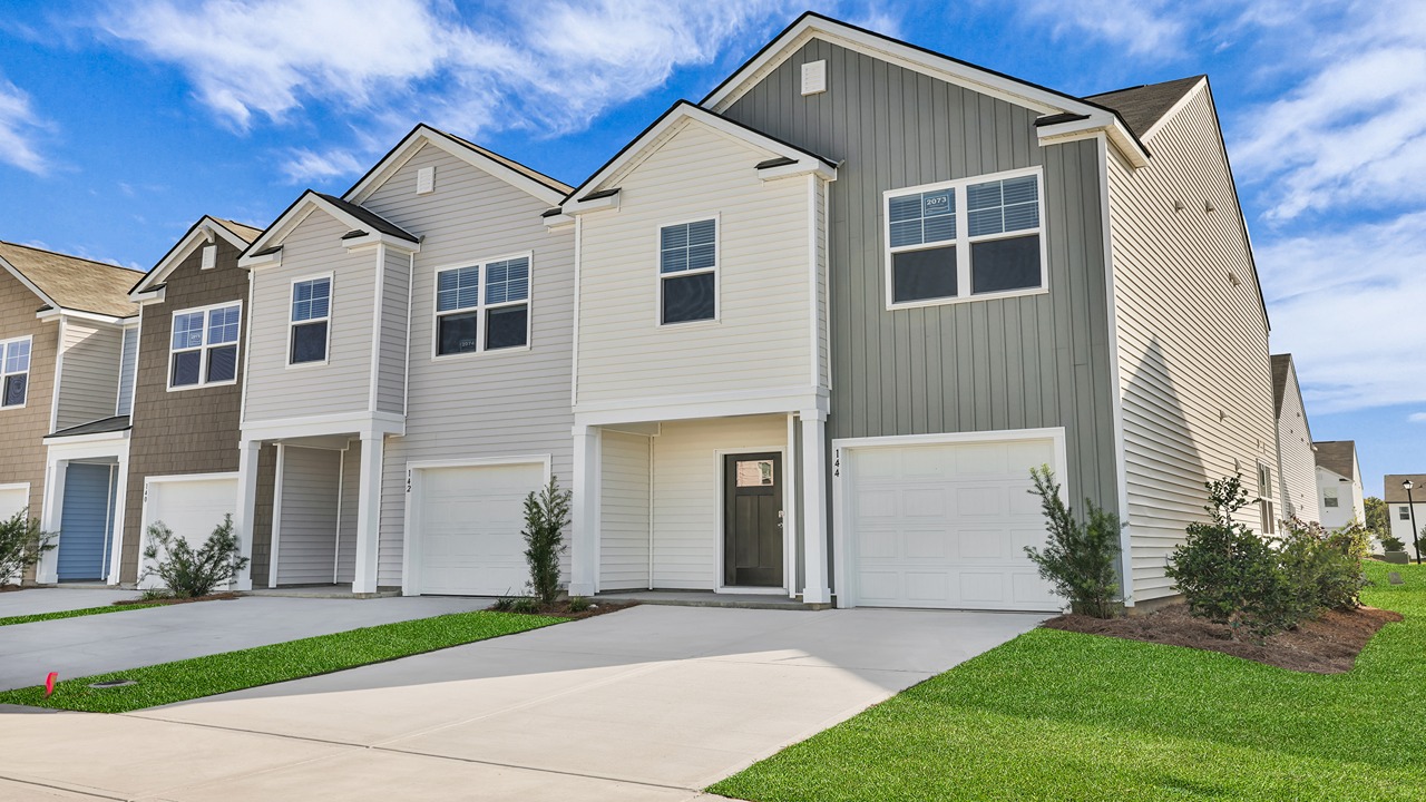 New homes in Carolina Groves, New Townhomes in Moncks Corner South Carolina, New homes near Charleston