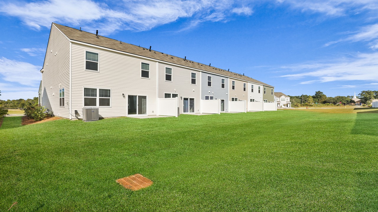 New homes in Carolina Groves, New Townhomes in Moncks Corner South Carolina, New homes near Charleston