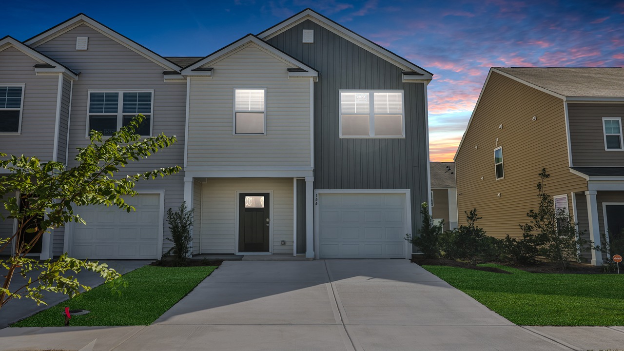 New homes in Carolina Groves, New Townhomes in Moncks Corner South Carolina, New homes near Charleston