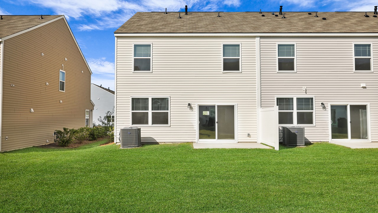 New homes in Carolina Groves, New Townhomes in Moncks Corner South Carolina, New homes near Charleston