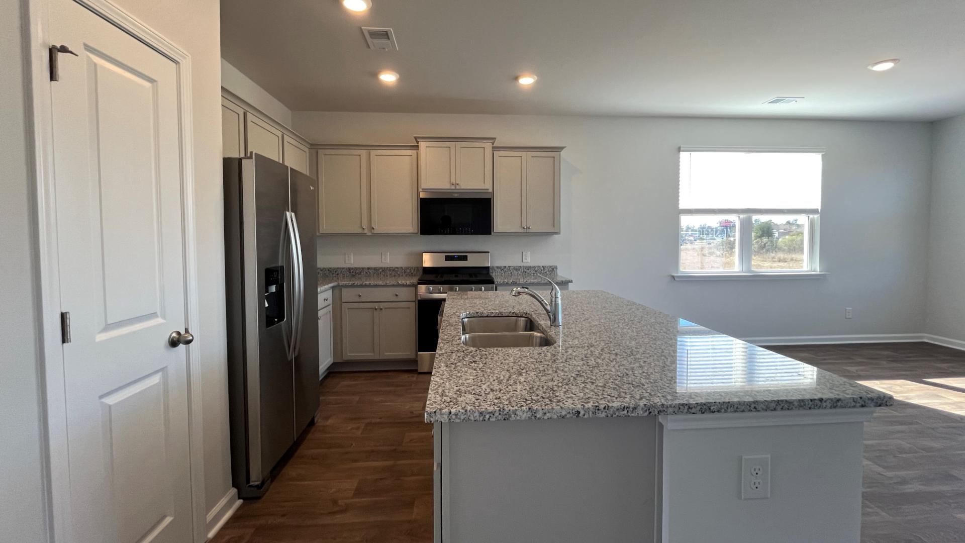 New homes in Carolina Groves, New Townhomes in Moncks Corner South Carolina, New homes near Charleston