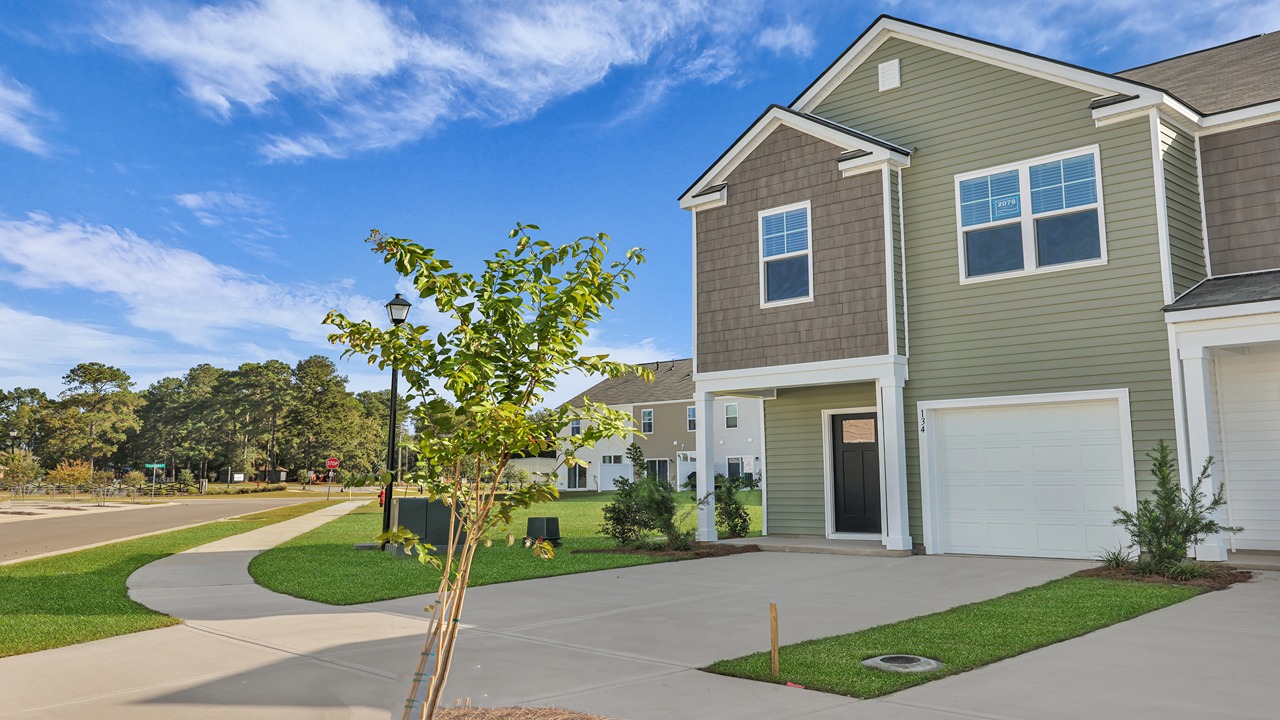 New townhomes in Moncks Corner, South Carolina, Townhomes near Charleston