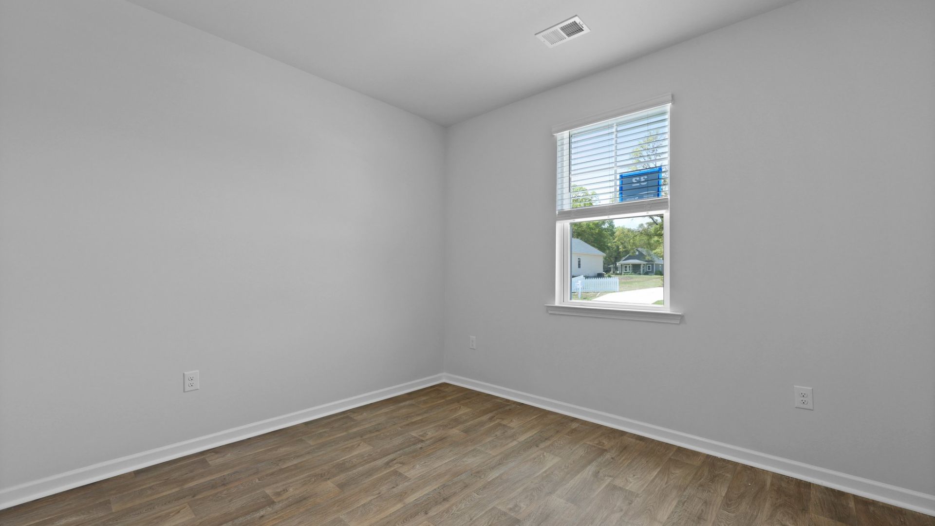 Secondary bedroom located across from bathroom 2.