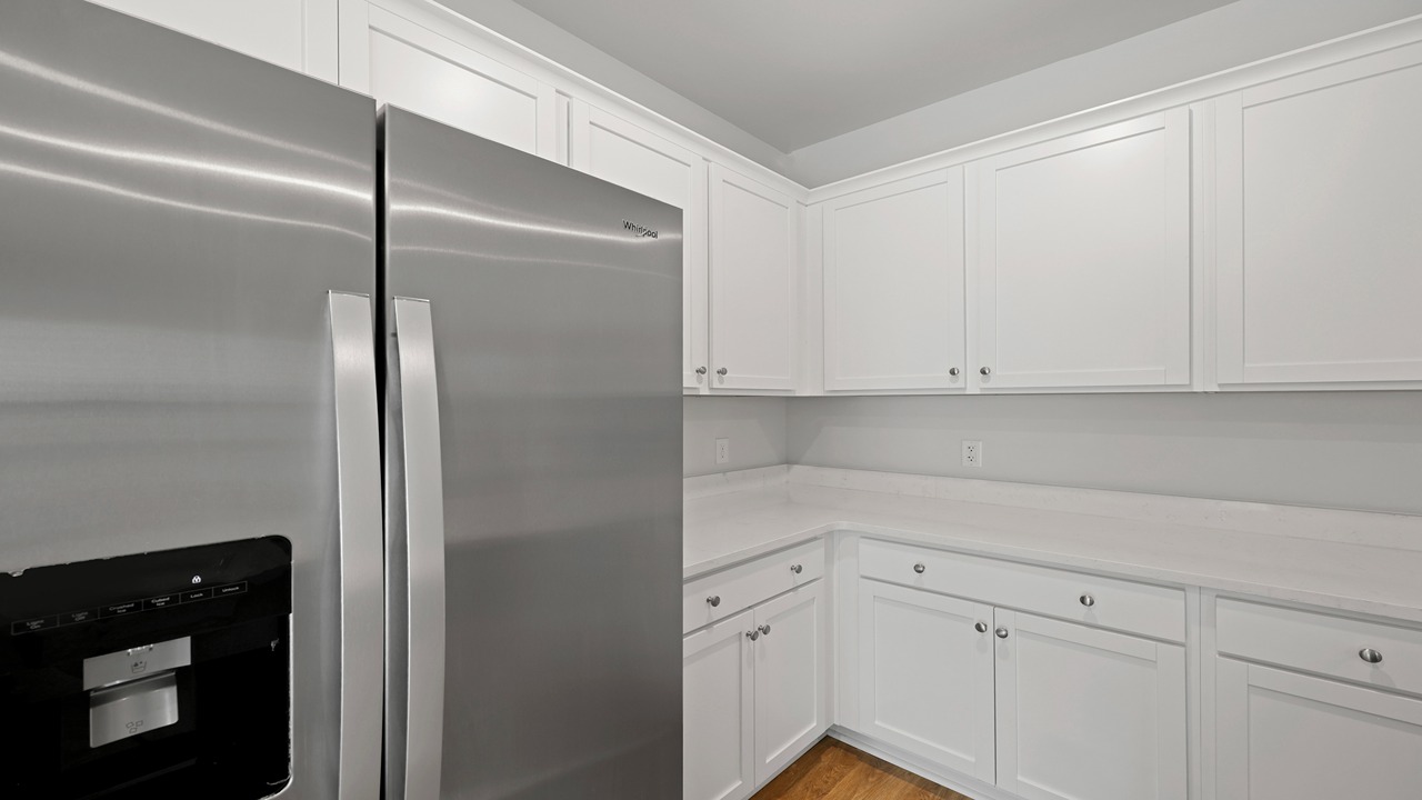 Oversized Quartz countertops and island