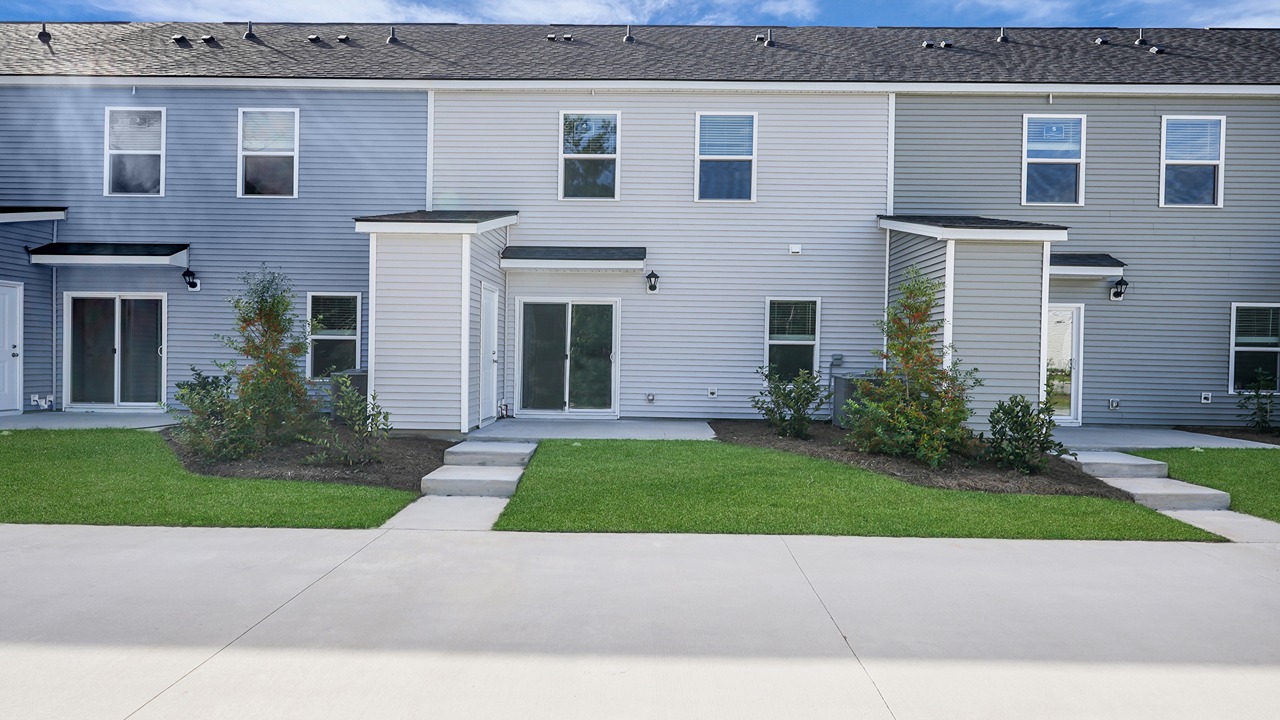 Discover the Hopkins floorplan in Summerville SouDiscover the Hopkins floorplan in Summerville South Carolinath Carolina