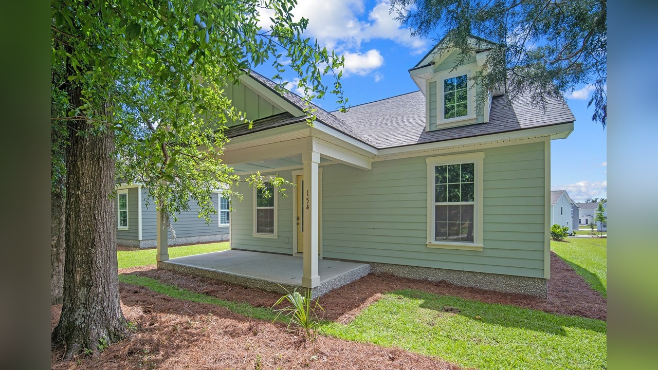 Available Home in Baynard Cove Beaufort, SC D.R. Horton