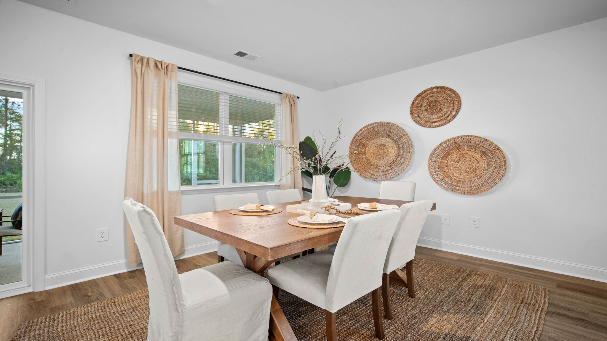 Dining area with a table and chairs