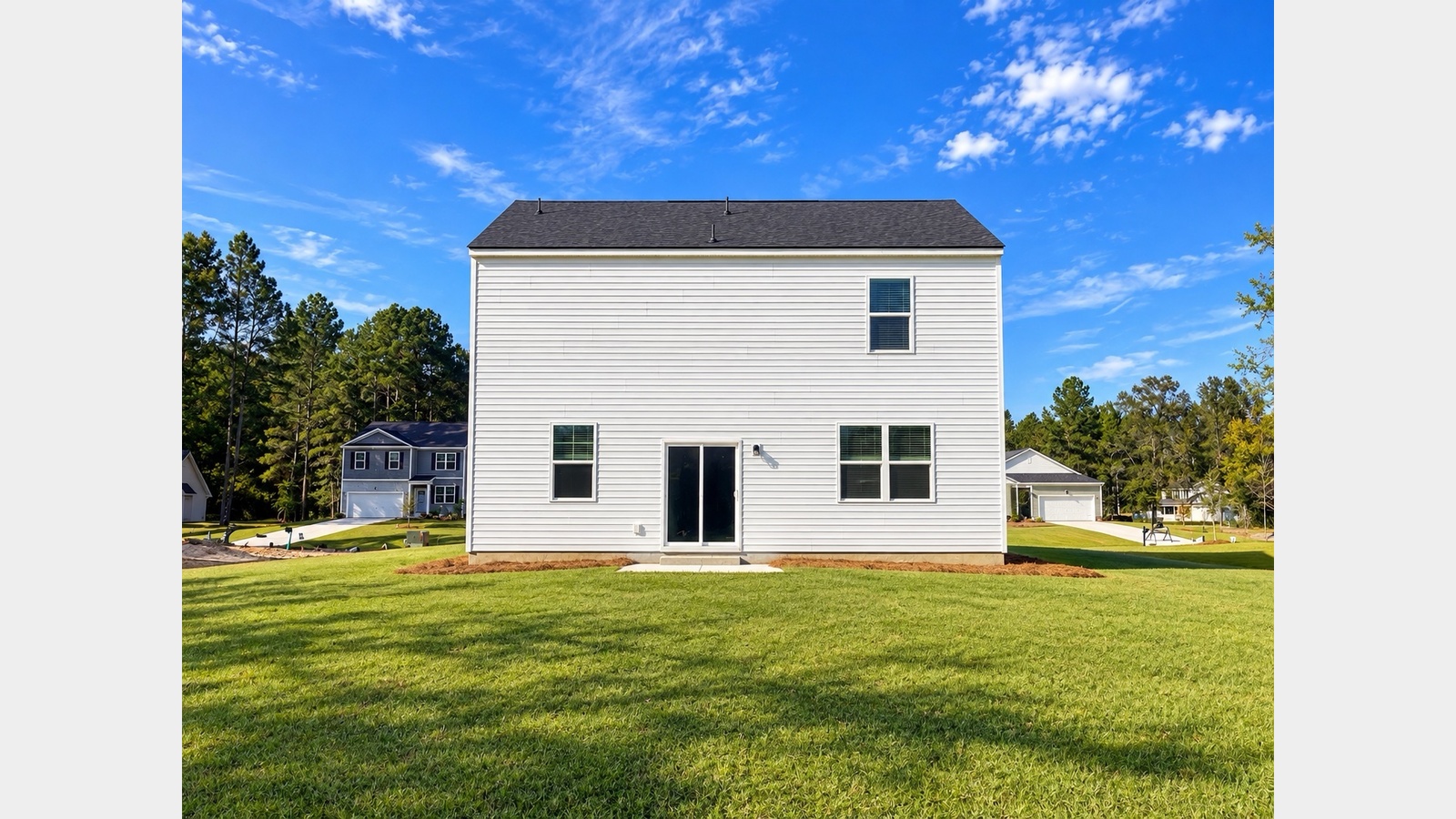 large backyard in the cypress landing community with room for boat and rv parking