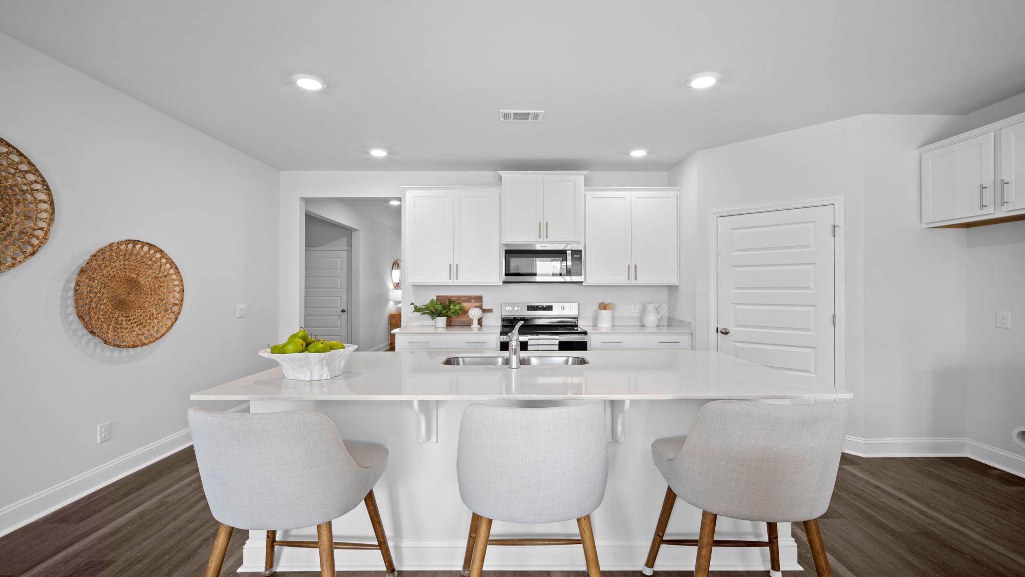 Kitchen island with bar seating