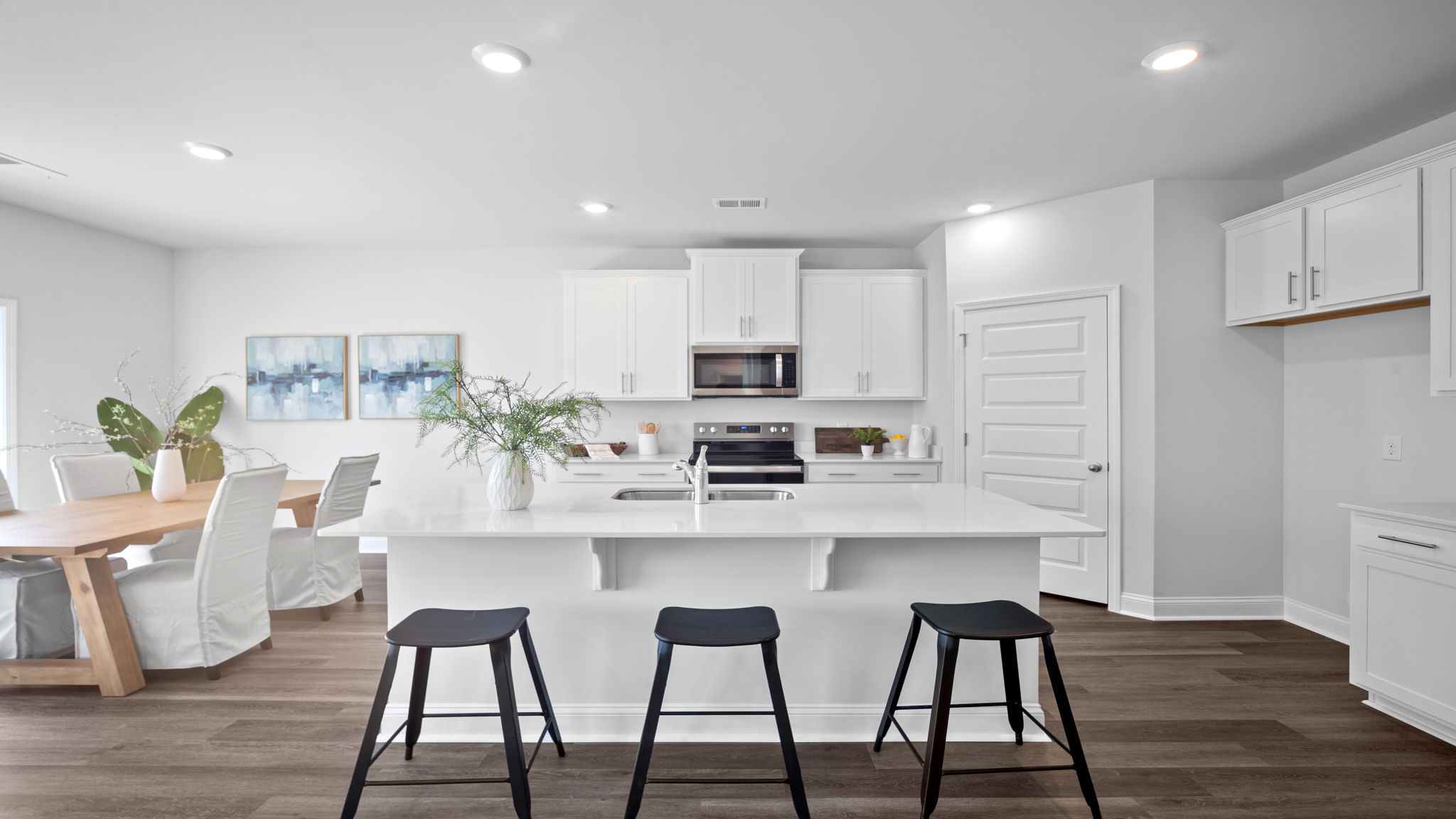 Kitchen with bar seating