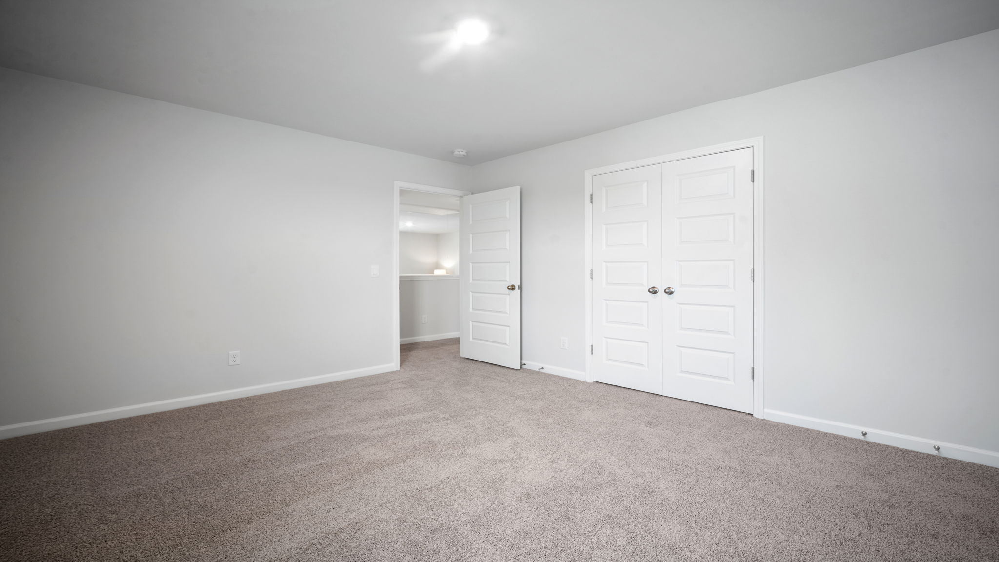 bedroom manning closet