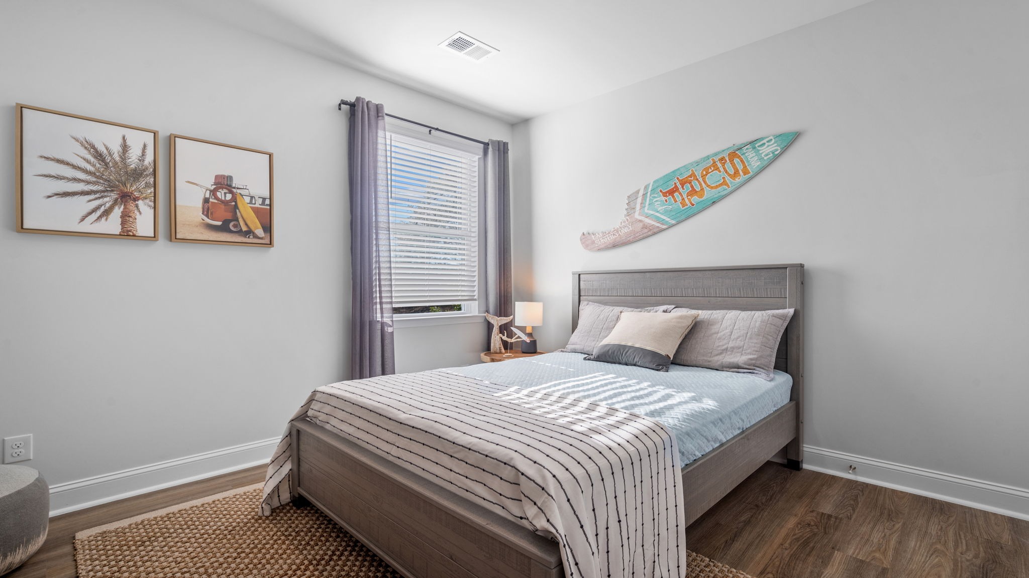 Guest bedroom with a bed