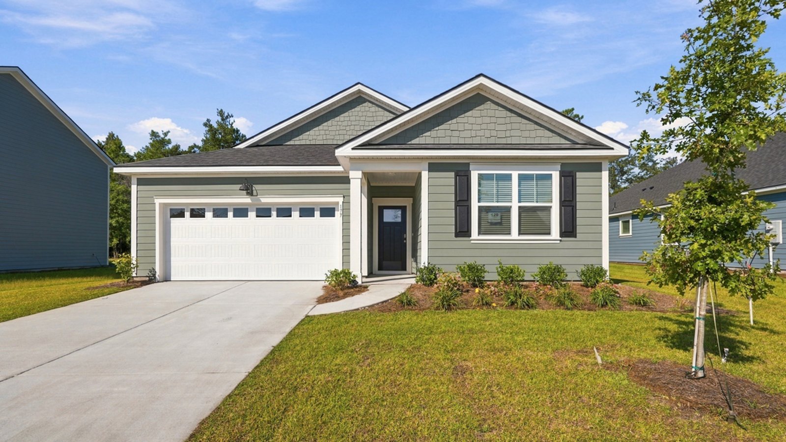 Front exterior Lakeside B in Laurel Grove community