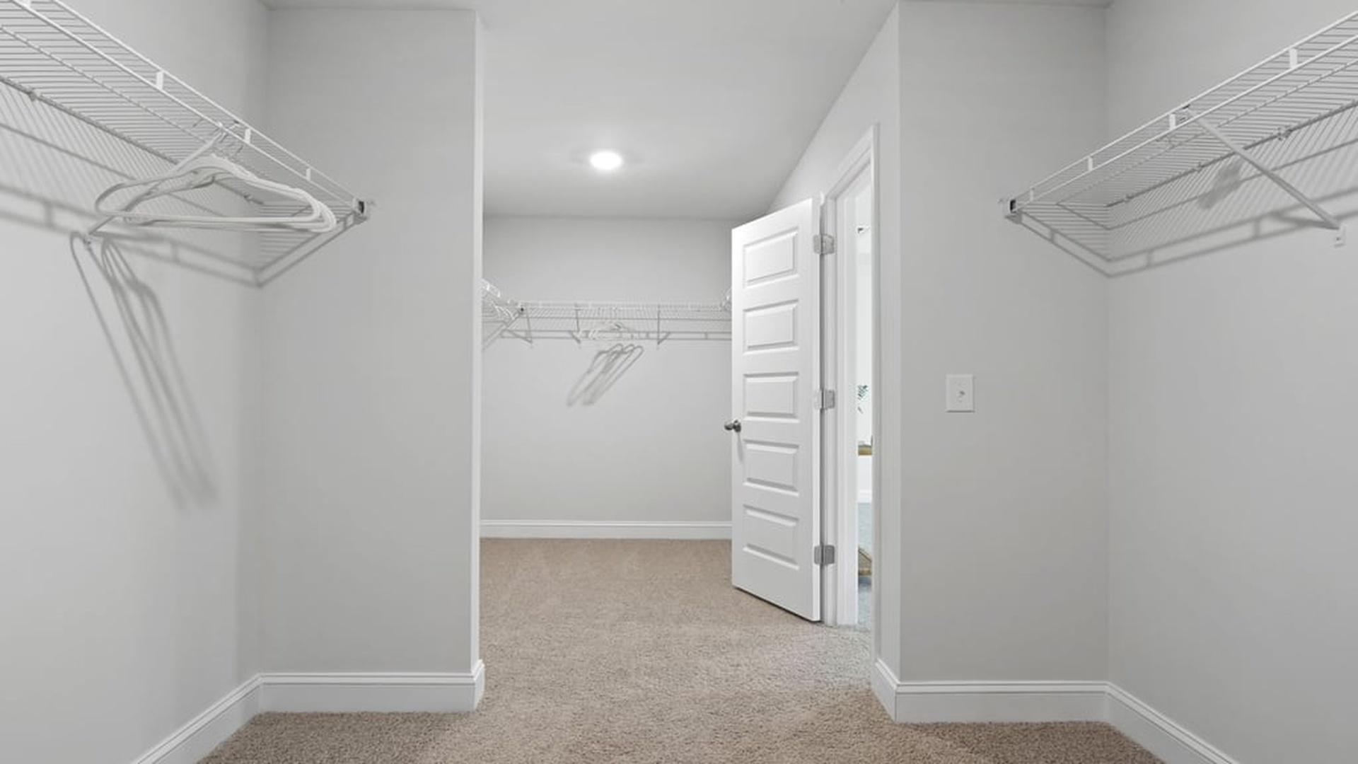 Spacious primary closet in guyton ga