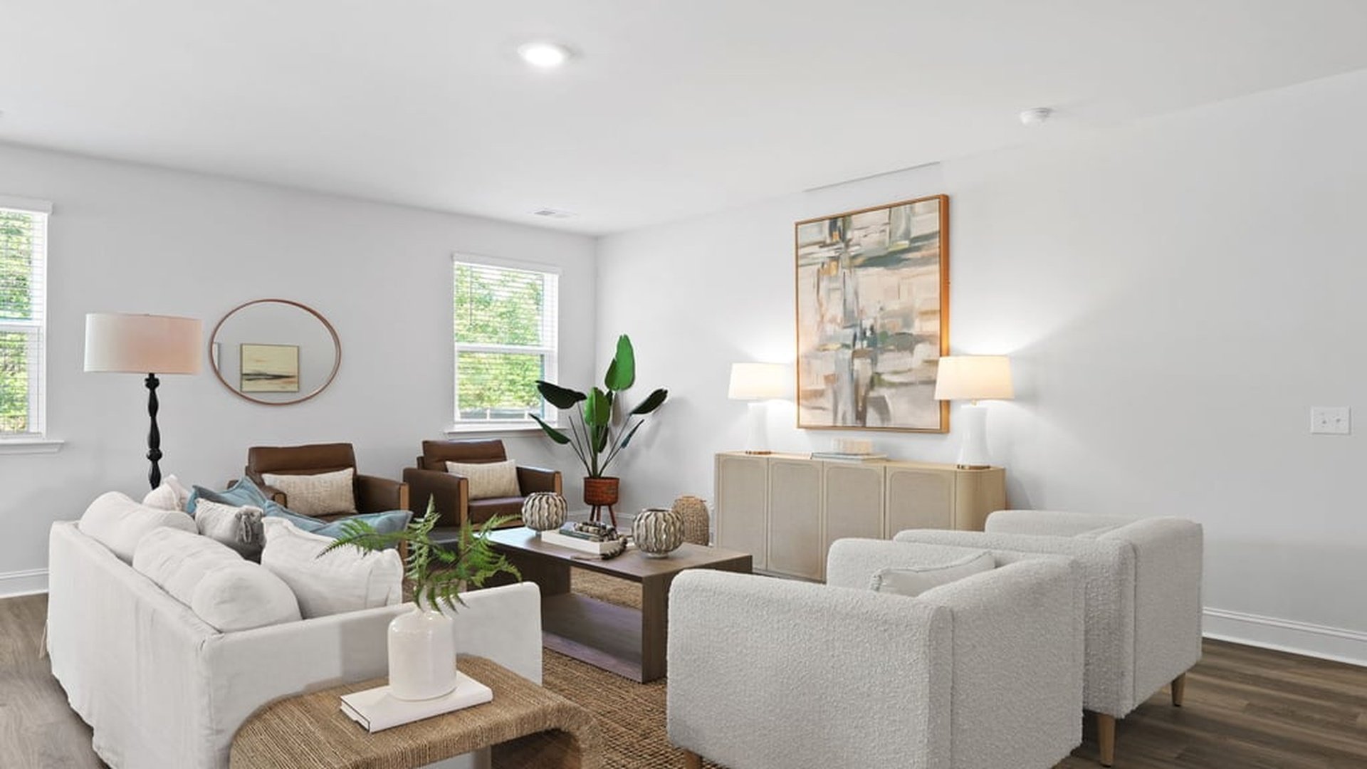 Large familyroom